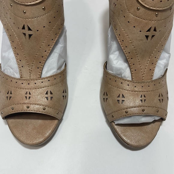 Sugar Peep Toe Block Heel Shoe - Picture 7 of 16